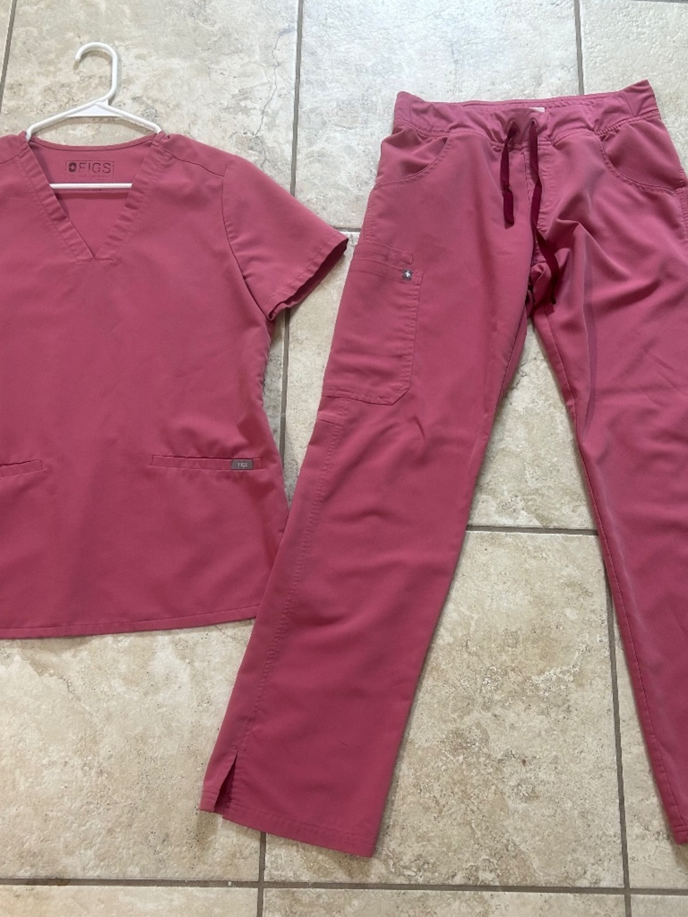 Women's FIGS Scrubs Set Casma Top/Kade Pants Small Regular Quartz